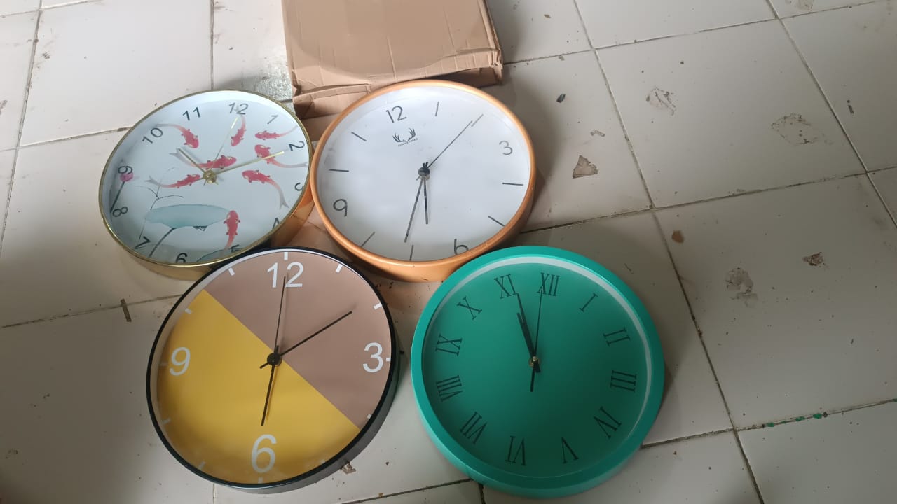 Classic Wall Clock for Home and Office – Mix Design Round 1 Pc Assorted Pattern Classic Wall Clock for Home and Office – Mix Design Round 1 Pc Assorted Pattern
